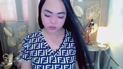 Trina online show from May 18, 3:24 am