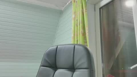 lustlovejoy online show from April 4, 7:11 pm