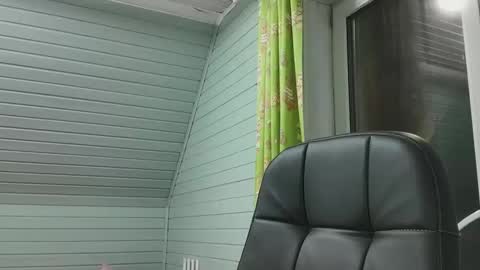 lustlovejoy online show from April 18, 7:07 pm