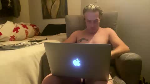 LustnVice Entertainement online show from December 17, 1:44 am