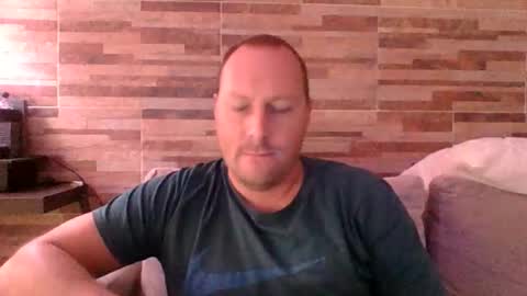 lustonfan online show from March 26, 11:49 am