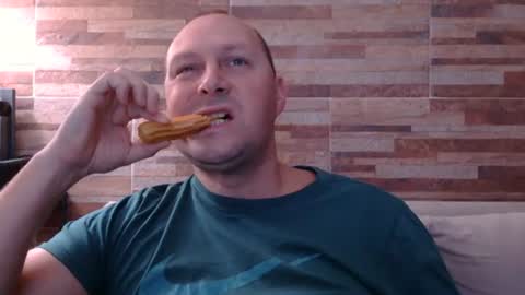 lustonfan online show from June 15, 9:28 pm