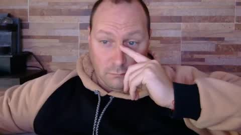 Snapshot of lustonfan chatting on July 3, 12:33 pm lustonfan online show from July 3, 12:33 pm