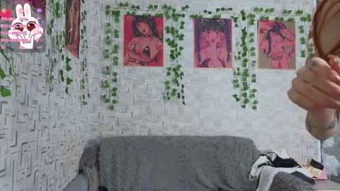 lusypickme online show from December 1, 5:56 am