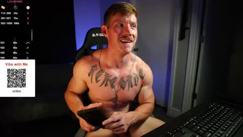Snapshot of luther_daddy chatting on May 27, 1:57 am luther_daddy online show from May 27, 1:57 am
