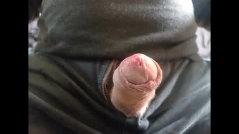 lutorres online show from December 5, 1:06 pm