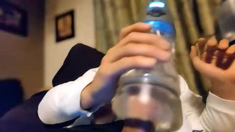 Snapshot of luv2cumc2c chatting on November 15, 10:37 pm luv2cumc2c online show from November 15, 10:37 pm