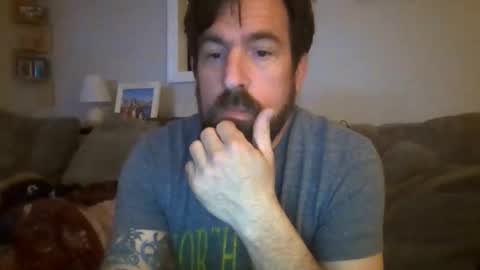 Luv2likslit online show from March 11, 7:58 am