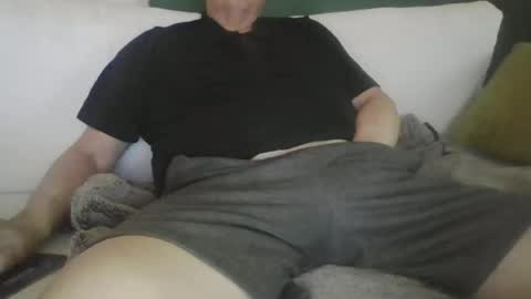 luvbigtits271 online show from June 26, 11:03 am