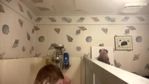 luveatinpussy8 online show from April 7, 8:15 am