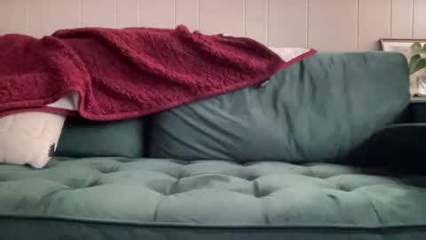 luvelyallie online show from February 26, 3:52 pm