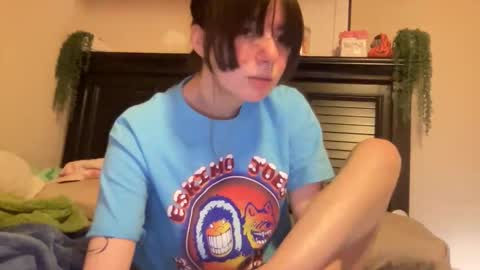 luvrxstarx online show from April 8, 3:50 am