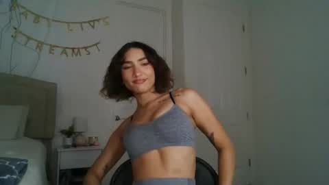 Liv 3 online show from December 17, 12:27 am