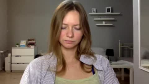 Snapshot of lux_millie chatting on January 31, 7:23 pm Millie online show from January 31, 7:23 pm