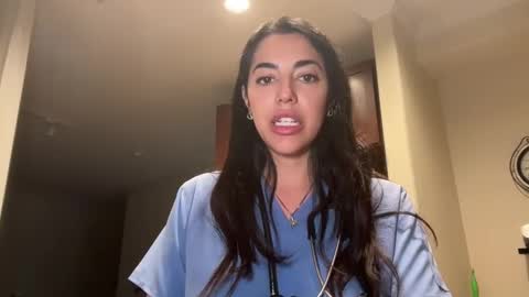 luxcher22 online show from February 19, 3:17 am