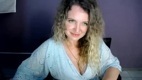 Donna online show from June 24, 1:04 am