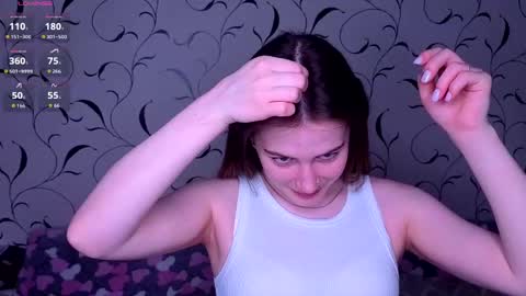 luxewyvern online show from April 8, 5:02 pm