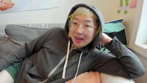 LuxGray online show from April 17, 7:28 pm