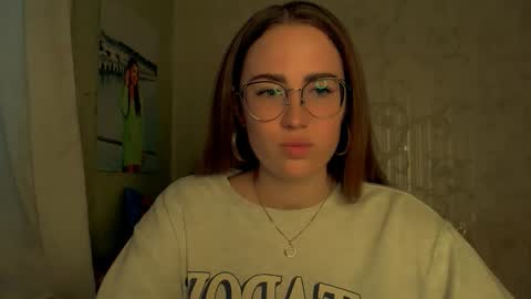 Katie online show from April 18, 5:17 pm