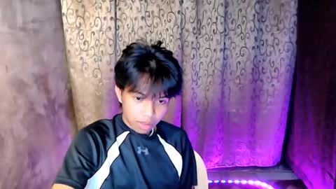 Snapshot of luxirfy_xx chatting on November 16, 4:23 pm luxirfy online show from November 16, 4:23 pm