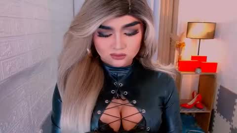 Sasha Blaire online show from November 14, 8:35 am