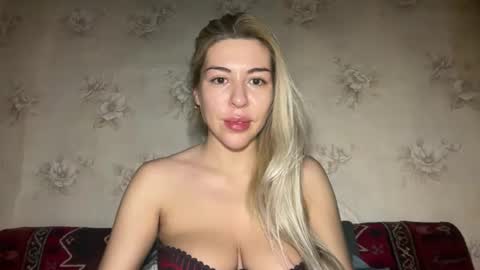 LuxSonyaStar online show from December 15, 12:53 pm