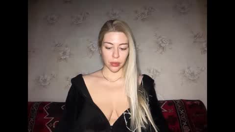 LuxSonyaStar online show from January 19, 1:04 pm