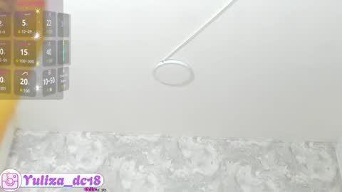 Snapshot of luxury_woman_ chatting on January 24, 12:42 am online show from January 24, 12:42 am