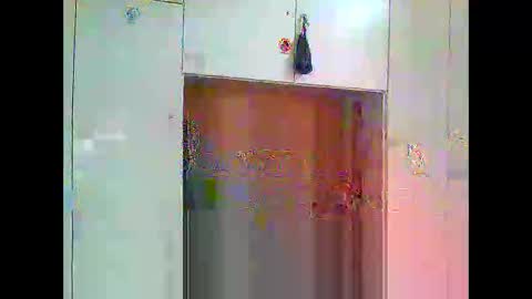 luxx72boy online show from April 12, 8:19 am