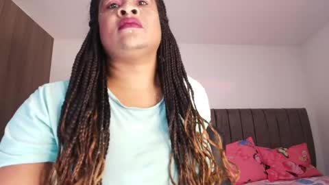 Snapshot of luxy_benet chatting on April 30, 10:10 am Big Benet online show from April 30, 10:10 am