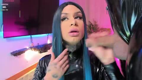 Lucy and Kristhy online show from April 15, 3:41 pm