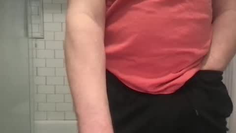 lvguynextdoor440656 online show from April 6, 3:35 pm