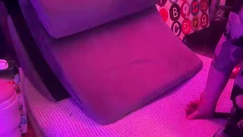 Snapshot of lwooda chatting on January 7, 8:24 am lwooda online show from January 7, 8:24 am