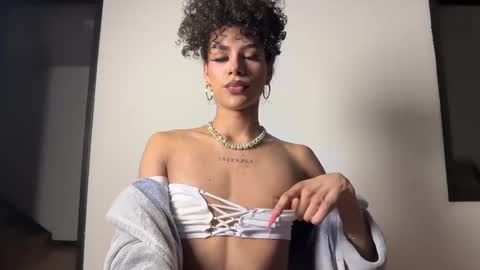 LYA online show from September 29, 3:11 am