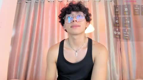 Lyan online show from May 24, 7:52 pm