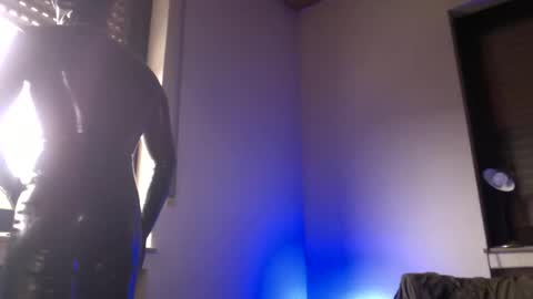 Snapshot of lycas30 chatting on October 12, 12:04 pm lycas30 online show from October 12, 12:04 pm