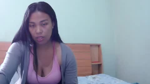 Snapshot of lycia01 chatting on July 7, 6:16 am lycia01 online show from July 7, 6:16 am