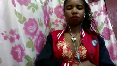 Lydiah online show from October 6, 7:00 pm