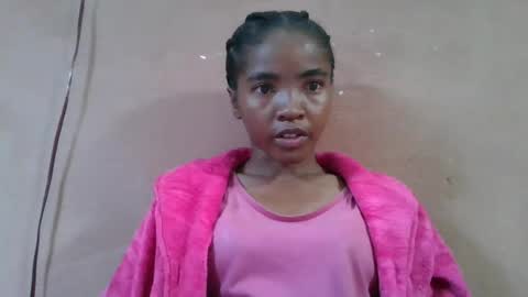 lydie856696 online show from July 9, 3:16 pm
