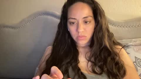 Snapshot of lylajades chatting on January 15, 10:13 pm Olivia online show from January 15, 10:13 pm