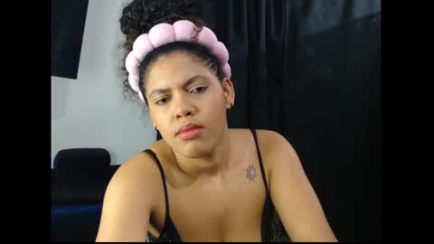 lylii_evans online show from February 22, 2:06 am