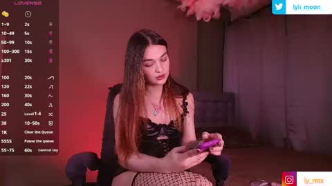 Snapshot of lylita_moon chatting on June 11, 2:53 am Littl online show from June 11, 2:53 am
