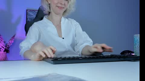 Lylith Skye NO NUDE model online show from February 1, 5:58 pm