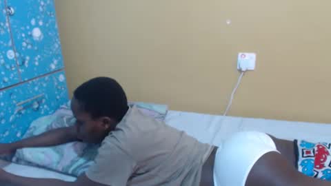 Snapshot of lyn_anna chatting on February 13, 11:17 am lyn_anna online show from February 13, 11:17 am