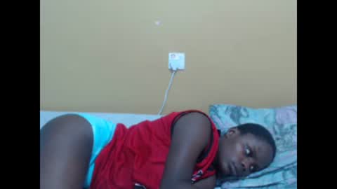 Snapshot of lyn_anna chatting on February 19, 3:50 am lyn_anna online show from February 19, 3:50 am