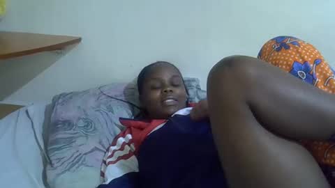 lyn_anna online show from February 14, 9:11 pm