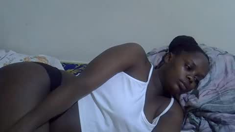 Snapshot of lyn_anna chatting on April 18, 10:32 pm lyn_anna online show from April 18, 10:32 pm