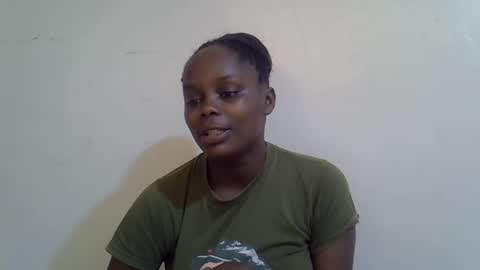 Snapshot of lyn_anna chatting on April 20, 8:17 am lyn_anna online show from April 20, 8:17 am