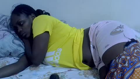 Snapshot of lyn_anna chatting on June 22, 6:05 pm lyn_anna online show from June 22, 6:05 pm