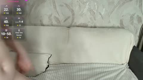 Snapshot of lynafrost chatting on May 11, 4:04 pm LynaFrost online show from May 11, 4:04 pm